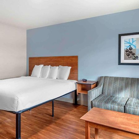 Extended Stay America Select Suites - Wichita - Airport Buitenkant foto
