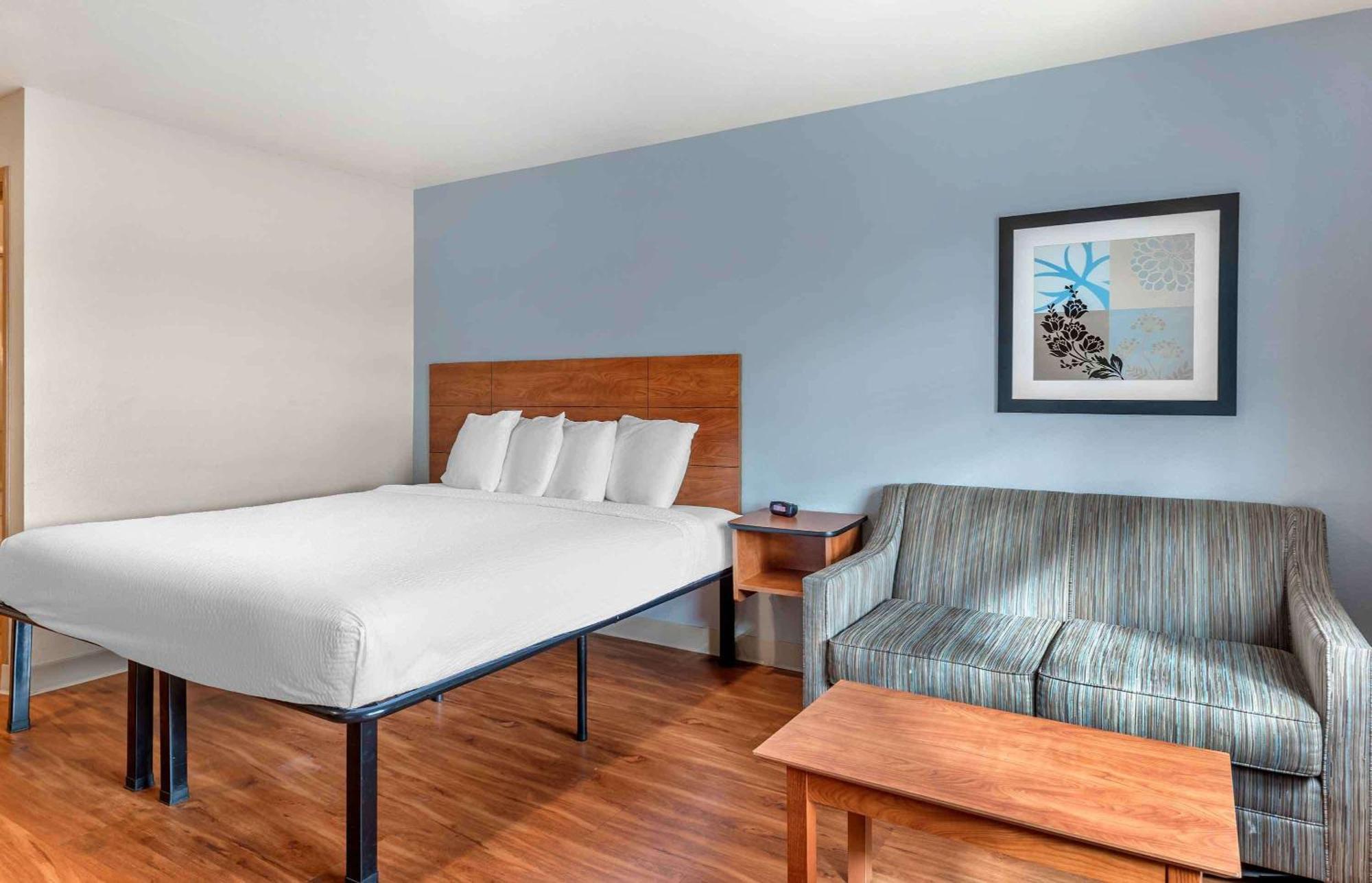 Extended Stay America Select Suites - Wichita - Airport Buitenkant foto