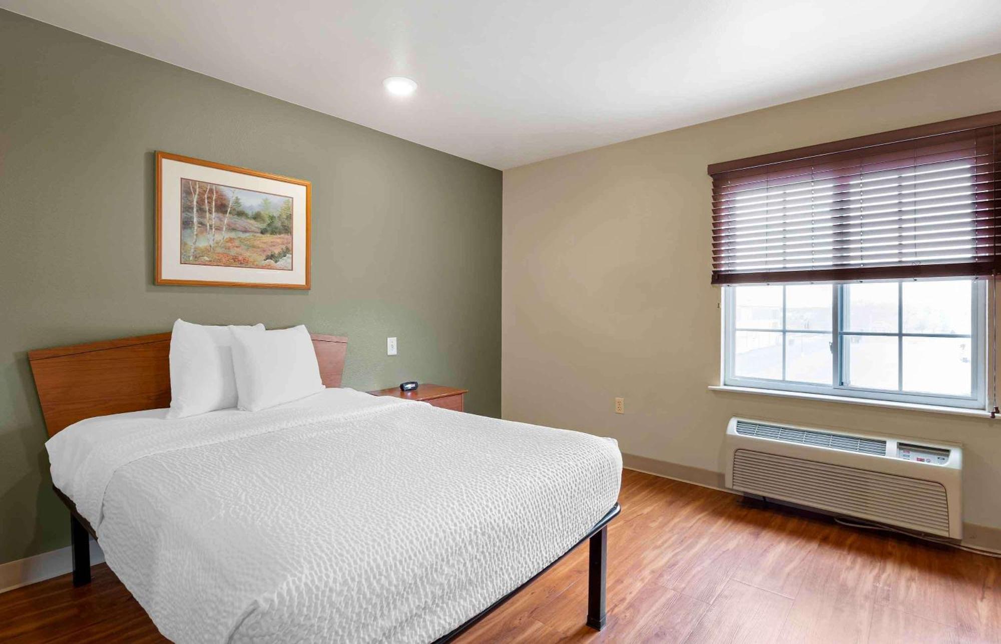 Extended Stay America Select Suites - Wichita - Airport Buitenkant foto