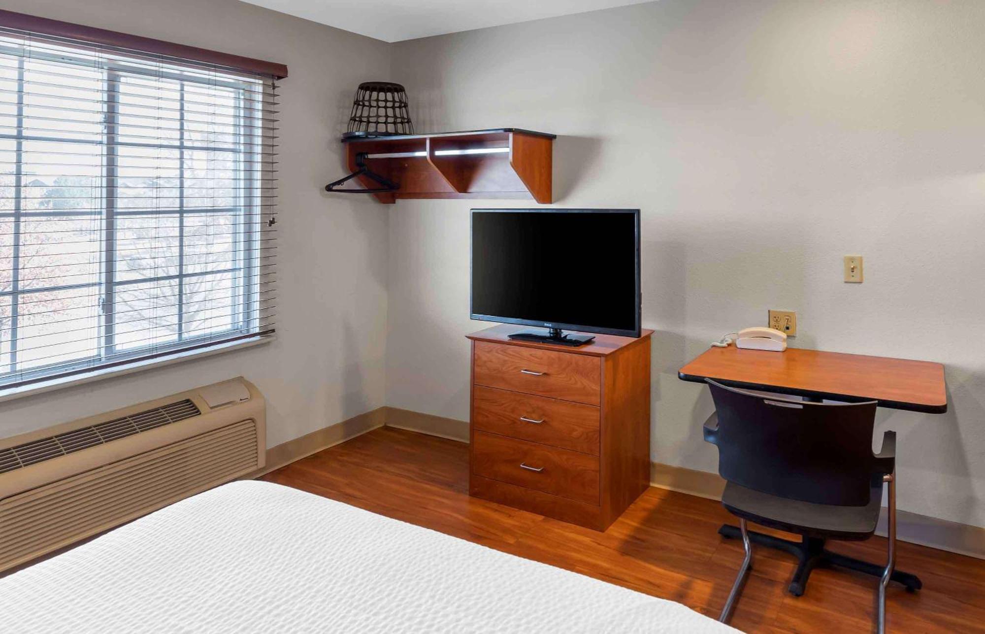 Extended Stay America Select Suites - Wichita - Airport Buitenkant foto