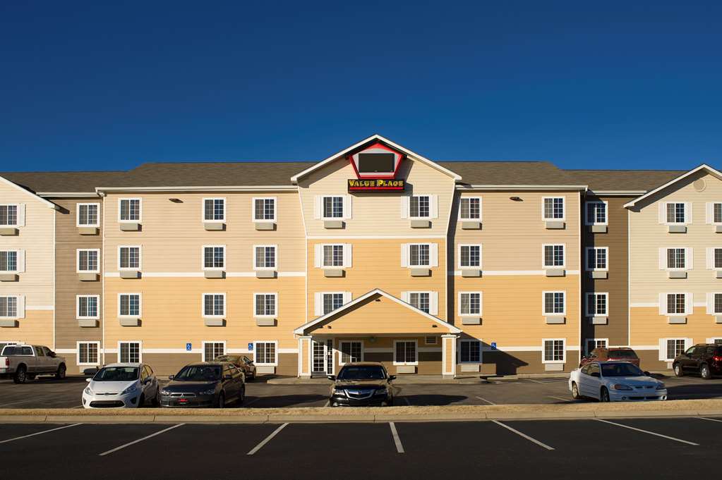 Extended Stay America Select Suites - Wichita - Airport Buitenkant foto